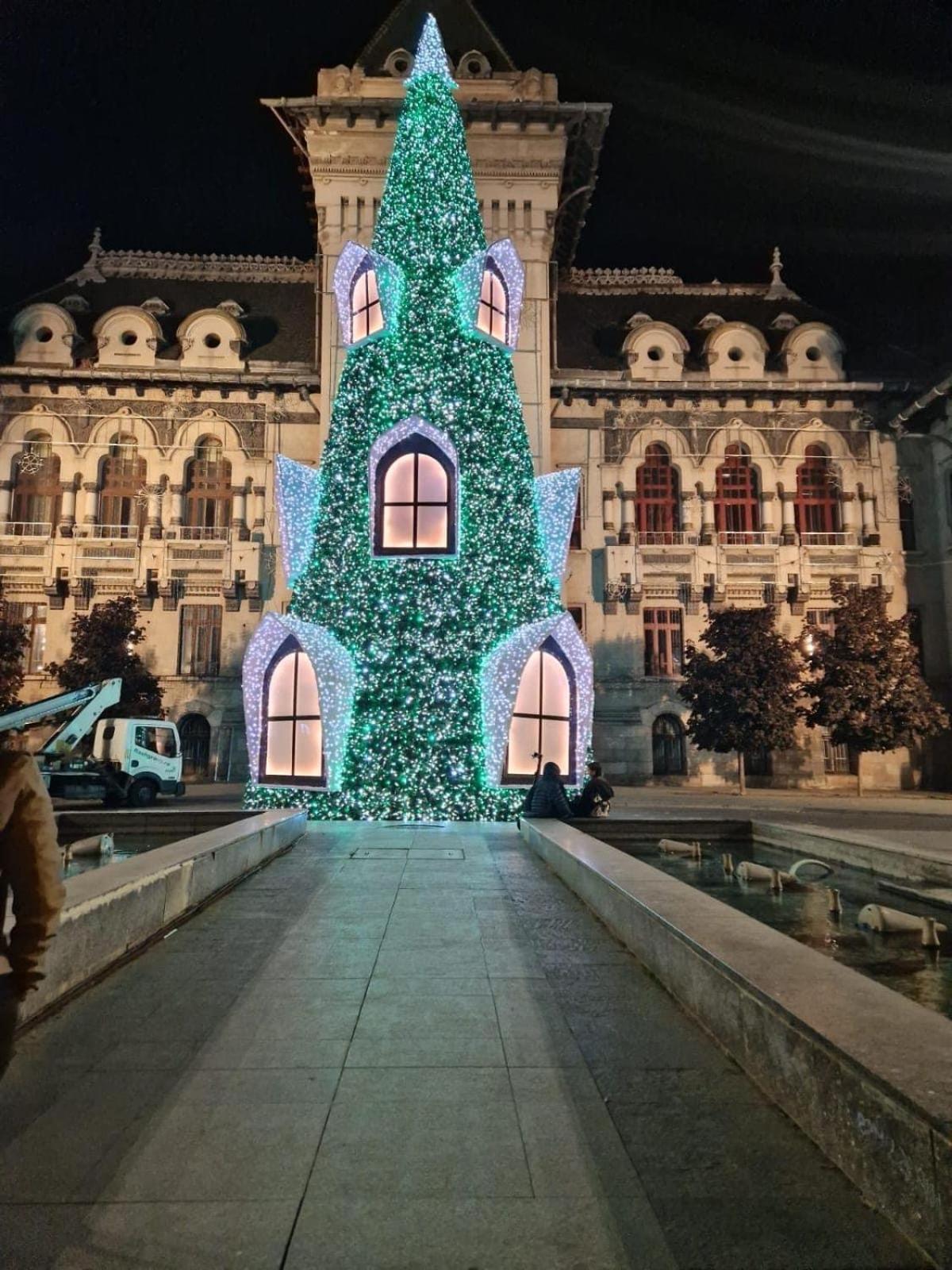 Blue Light Ultracentral Craiova Bagian luar foto